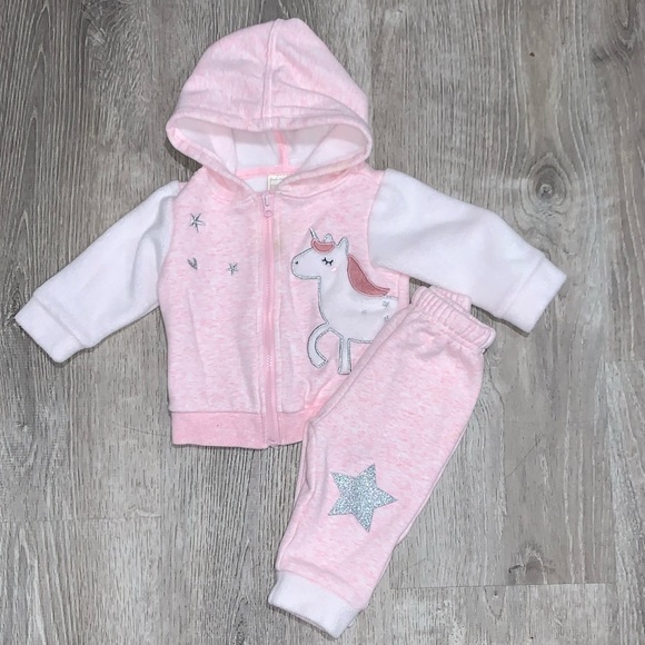 First Impressions Other - 🦄 sweat suit